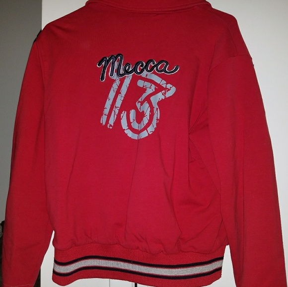 Red jacket - Picture 4 of 4